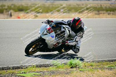 media/Apr-13-2025-TrackXperience (Sun) [[fb1ef998a6]]/Level 2 (Intermediate)/Turn 8 (Session 3)/